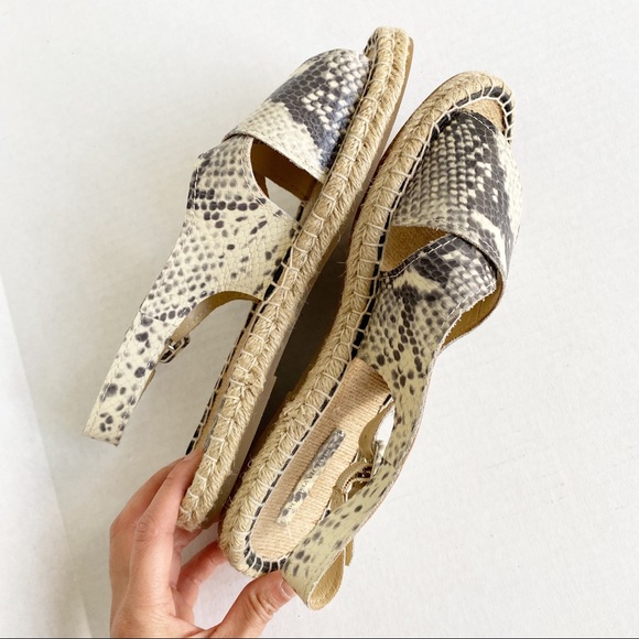 Pour La Victoire Snake Embossed Olivia Espadrilles Flat Sandals 8.5 - Picture 12 of 14